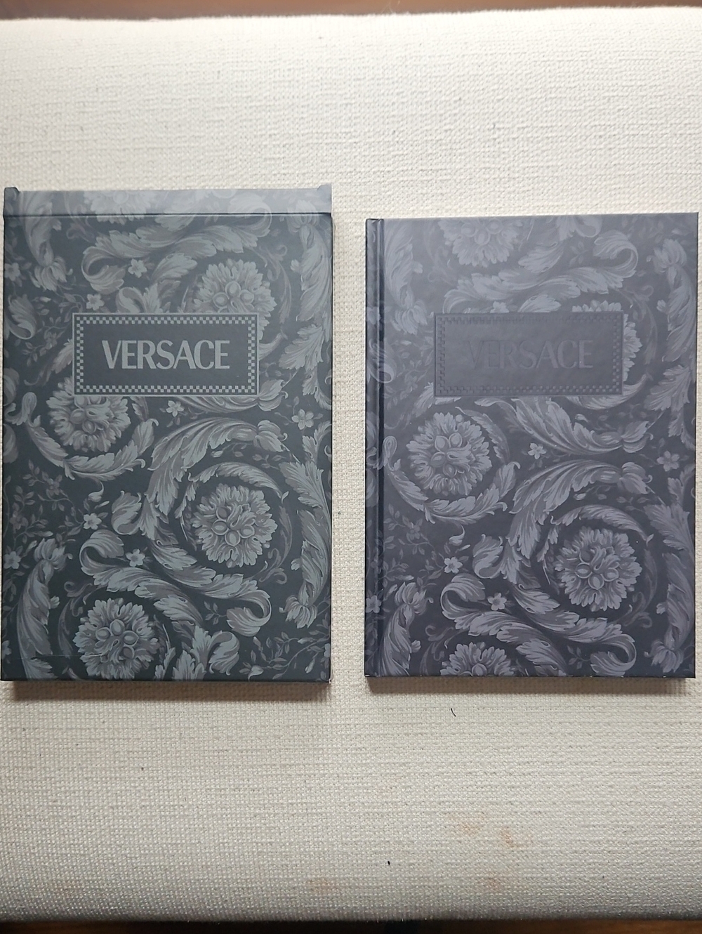 VERSACE JOURNAL - Picture 14 of 15